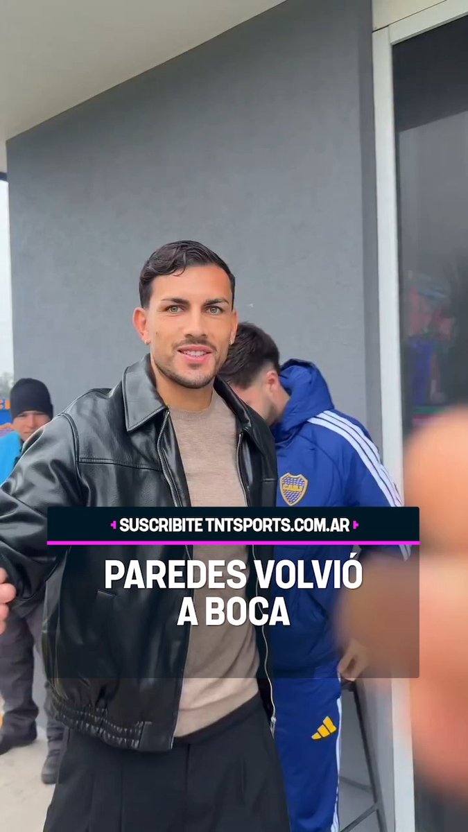 ASÍ FUE LA VUELTA DE PAREDES 🇸🇪 🔝 La cuenta oficial de Boca compartió la llegada de Leandro Paredes al entrenamiento después de una nueva final del Mundo. 🎥 Boca Juniors