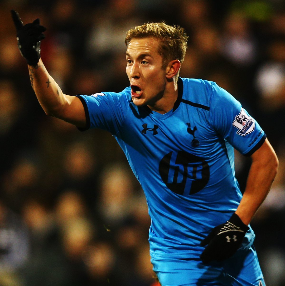 🚨🇩🇪 Former #thfc midfielder Lewis Holtby has announced his retirement from professional football.