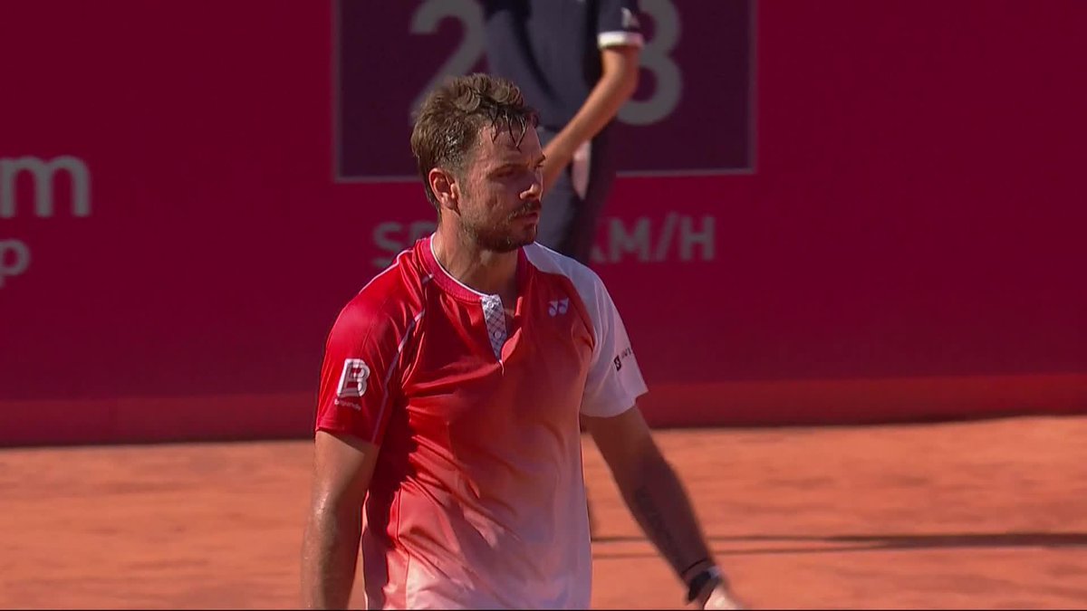 Wawrinka jugó el último partido de su carrera sobre polvo de ladrillo. 🧱 ¡Gracias, Stan! ❤️ 📺 Mirá #Estoril en el Plan Premium de Disney Plus.