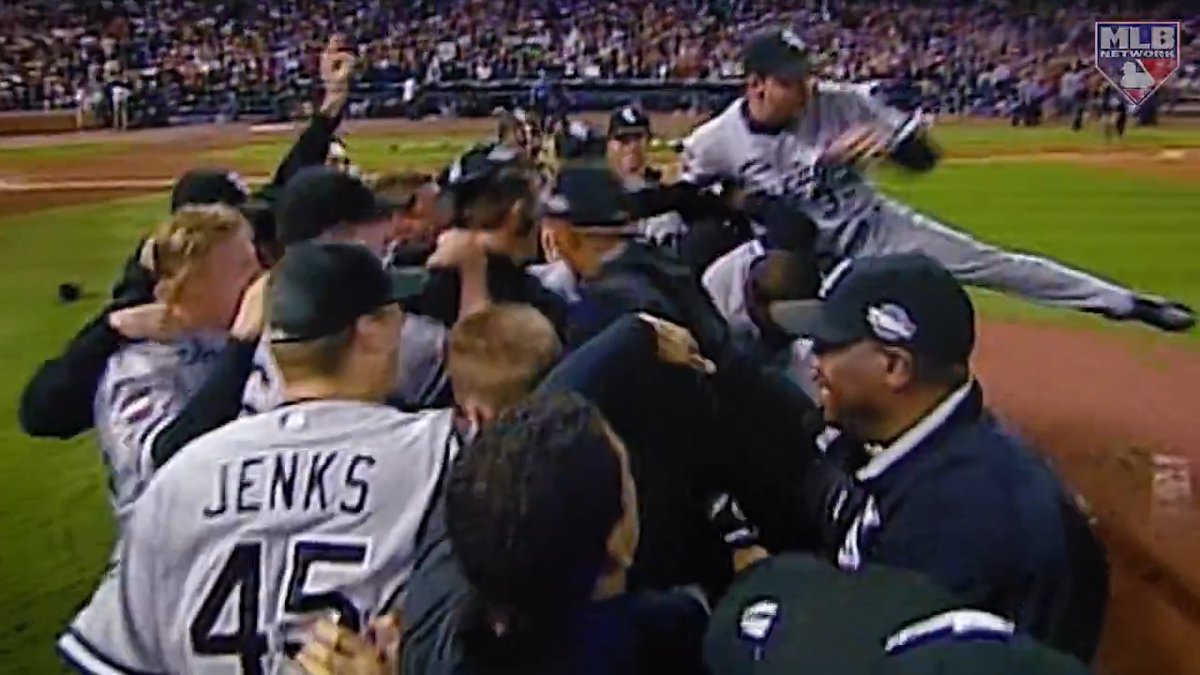 No broadcaster in MLB history has called more World Series (24) than Joe Buck 🎙️ Joe Buck joined Bob Costas to share what it was like to be on the call for the end of several World Series droughts. 📺 MLB Network Special: Bob Costas with Joe Buck - Saturday at 5pm ET