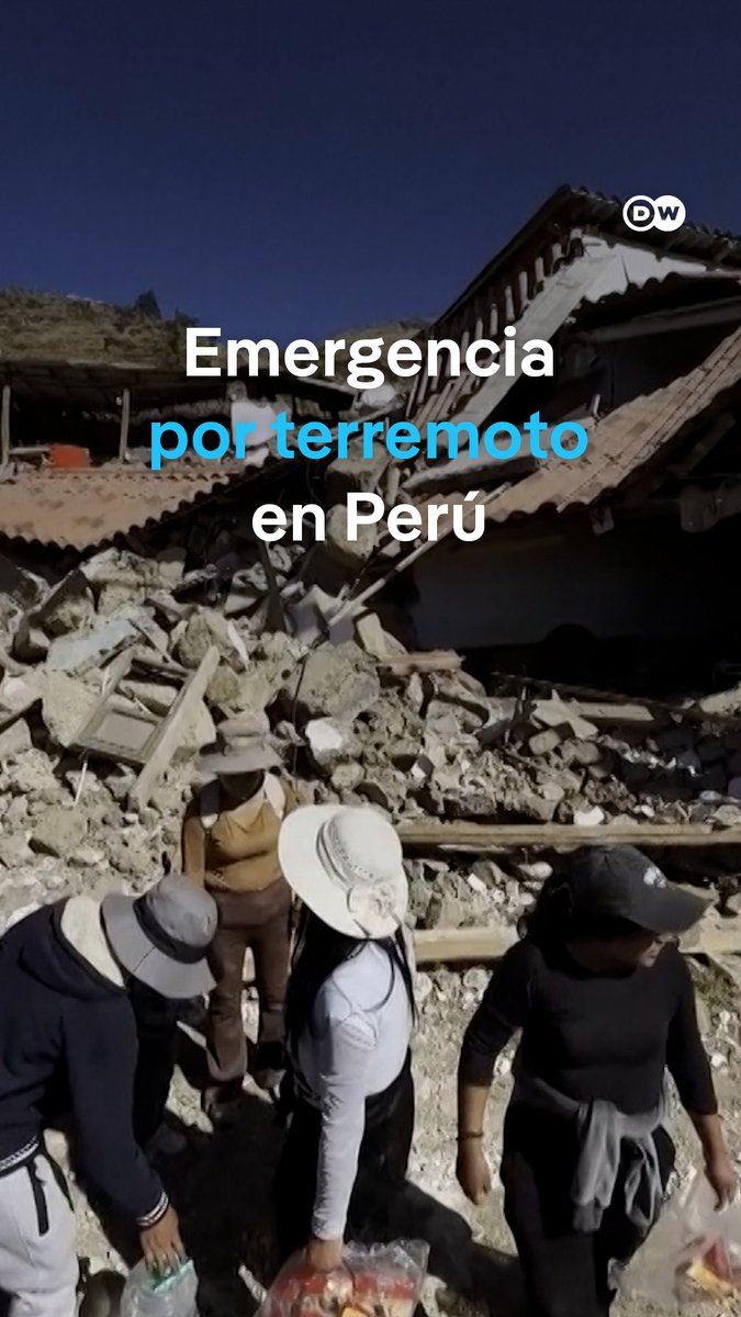 Perú declara emergencia en zonas afectadas por el terremoto El Gobierno de Perú declaró el estado de emergencia para atender las zonas afectadas por un sismo ocurrido el sábado que dejó al menos seis muertos y medio centenar de casas destruidas en poblados andinos del centro del país. La medida regirá por 60 días y permitirá a las autoridades agilizar la instalación de puestos médicos, el envío de brigadas y la remoción de escombros, entre otras acciones. El distrito andino de Chongos Bajo, epicentro del temblor, fue el más golpeado.