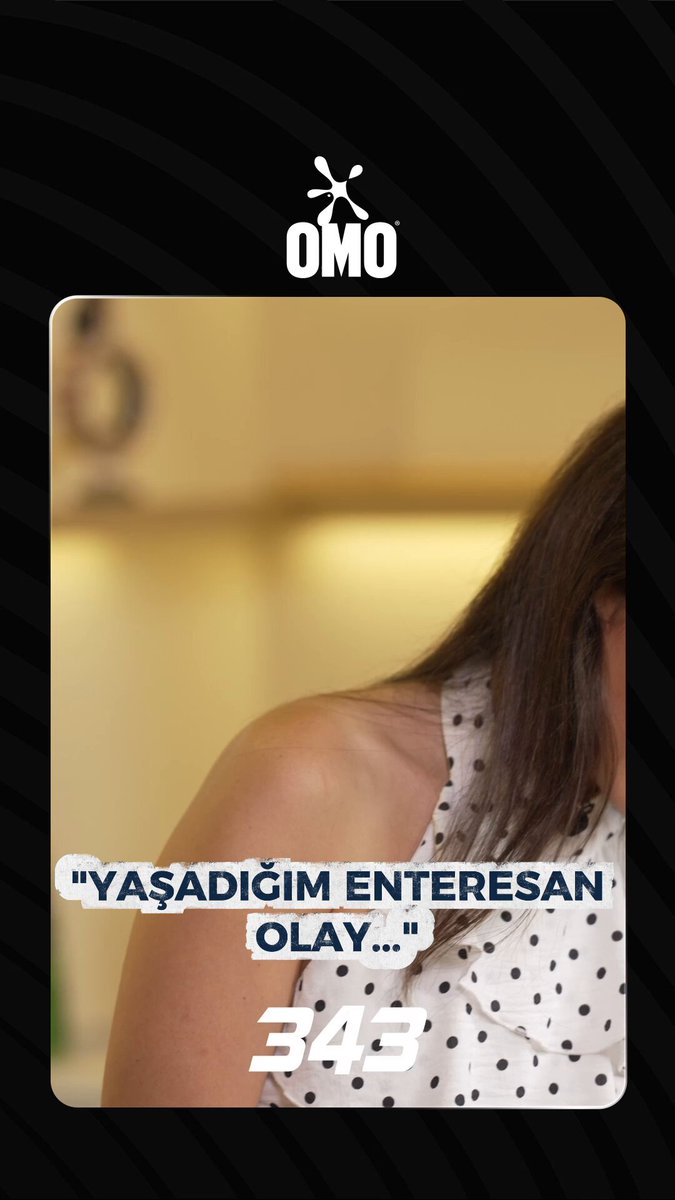 ❓ Melike Çelik: "2026 Dünya Kupası'nda ilginç bir olay yaşadın mı?" 🗣️ Serkan Yetkin: "Los Angeles'ta bağlantı yapacaktık. Canlı yayın yapmak istedik. Kalıplı, siyahi bir arkadaş geldi ve bir anda yayına dahil oldu. Kameraya iyice yaklaşıp kafasını uzattı. "Uzaylılar geliyor, acil burayı terk etmemiz lazım" gibi şeyler söyledi. Ben de ister istemez gerildim. Amerika'da, "Homeless" insanlar nedeniyle sorun yaşayan çok fazla insan var." 🎥 🤝 #işbirliği | Omo Türkiye