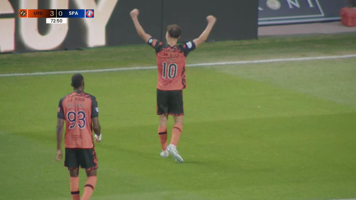 Dylan Tait makes it 3-0! 🍊 A great strike for Dundee United FC's third goal of the night 👏 #PremierSportsCup