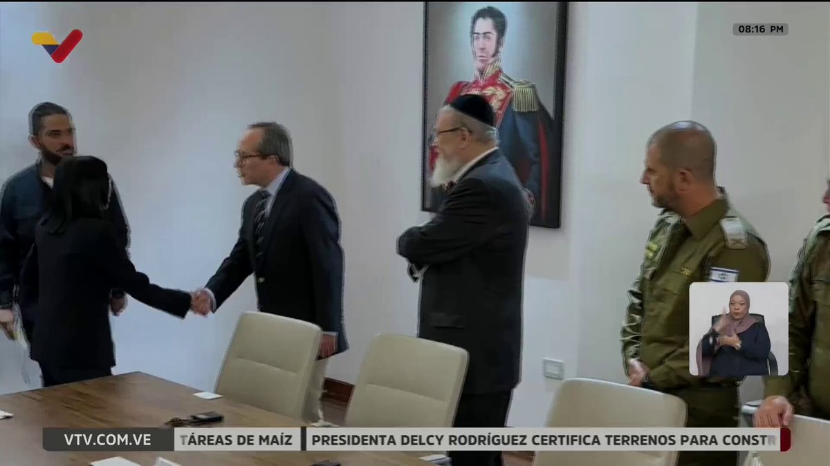 (VIDEO) La Presidenta encargada de Venezuela, Delcy Rodríguez, se reunió este 21 de julio de 2026 con una comisión del estado de Israel al término de sus operaciones tras los sismos del 24 de junio 😶