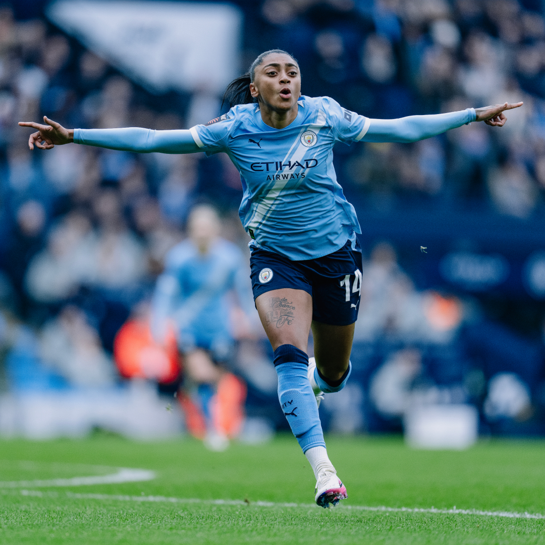 a Kerolin tava até um dia desses metendo hat-trick no Chelsea mas as espanholas juram que ela não é boa suficiente pra Liga F 😭