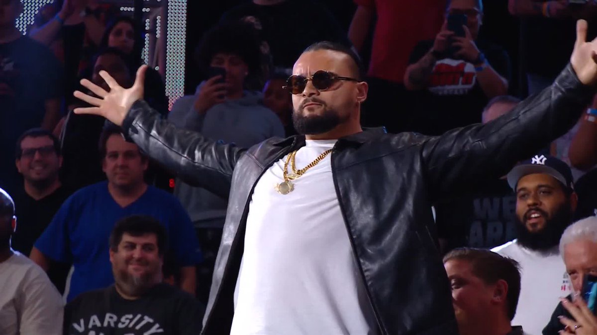 WOW!! 😱 A new face has stormed into NXT!