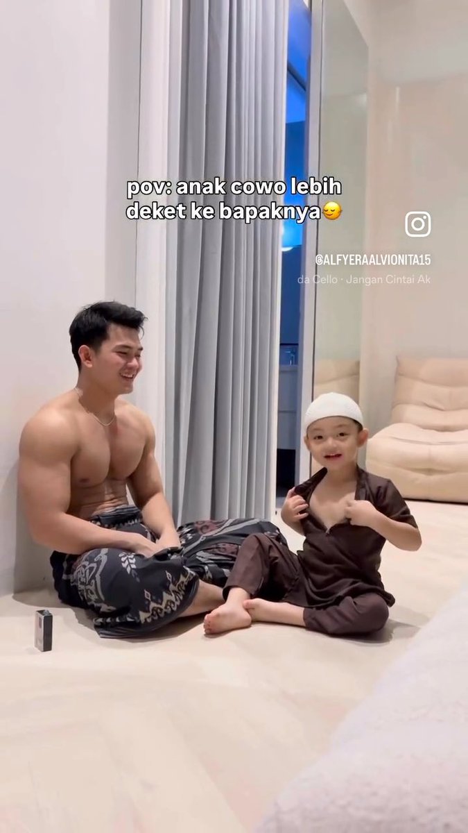 Seru banget main sama dede nya 🥺