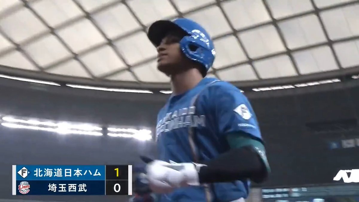 万波中正選手のショートゴロの間に1点をあげる⚾ #ドミれ #lovefighters 中田翔さん、糸井嘉男さんやファイターズOBも登場！ 8/22(土)「UUUM DAY in Fビレッジ」チケット販売中！