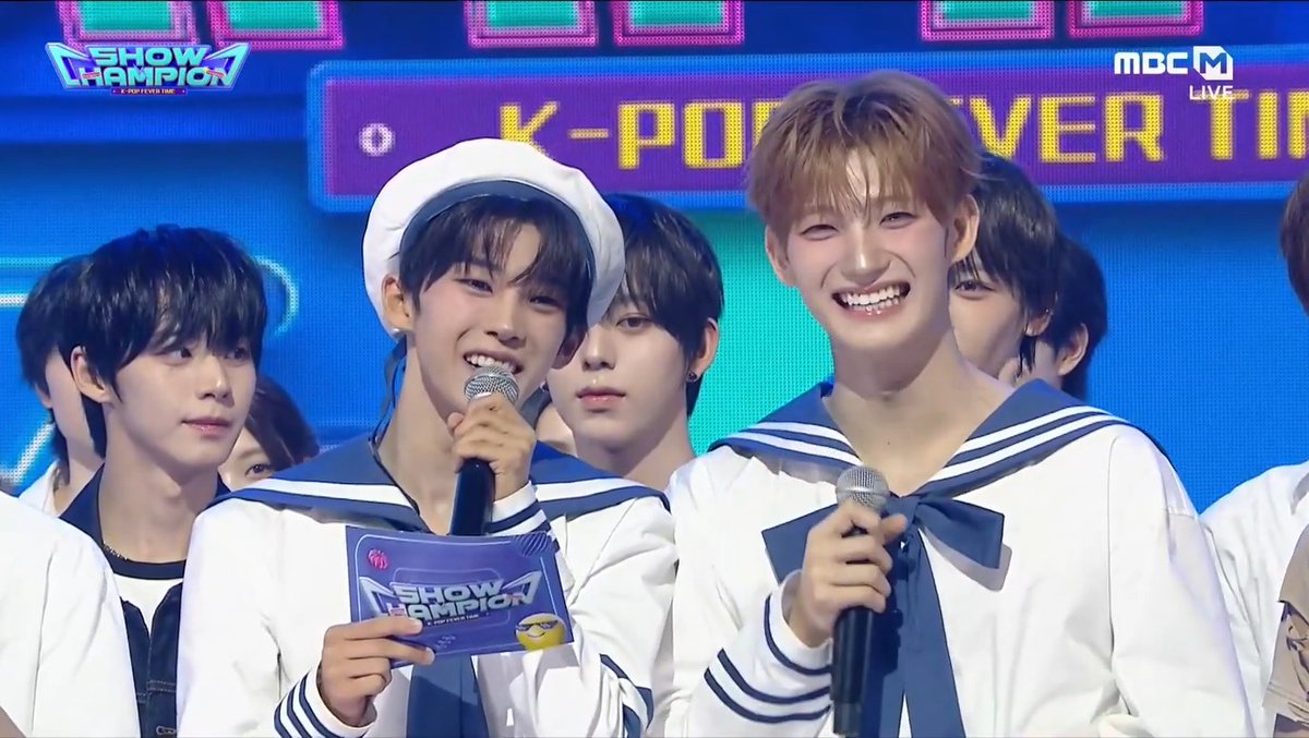 🏆 idntt claims their first Show Champion win with “Kids Return” — on the episode featuring Dohun and Heeju as special MCs. Congratulations to idntt! 🥳 #KidsReturn1stWin #Kids_Return1stWin #idntt2ndWin #idntt #아이덴티티 (260722)