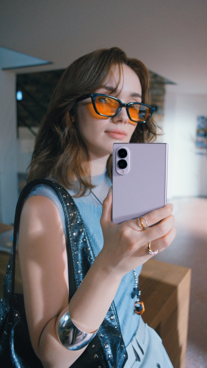 Camera shy? New shape, new angles. Joy unfolds when captured with #GalaxyZFold8 👋 #GalaxyAI Watch the full event on Galaxy Unpacked Live 👇