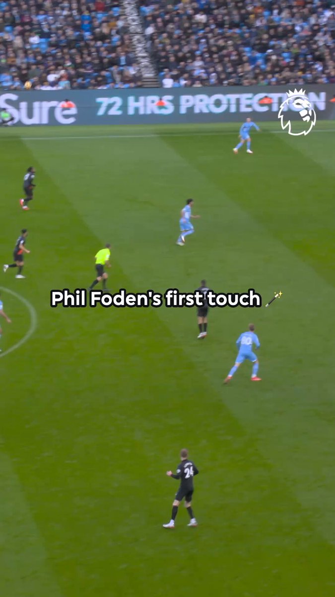 Phil Foden makes it look so easy 😮‍💨 Manchester City