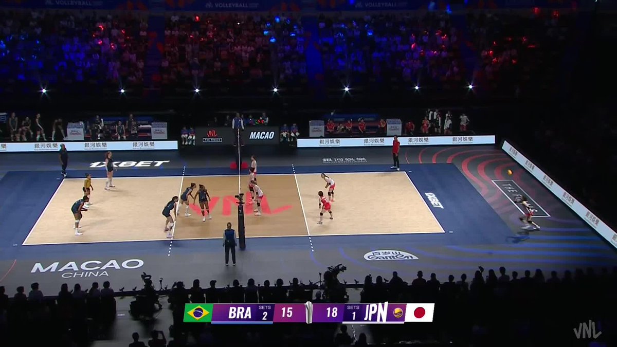 #VNL2026 WHAT A RALLY IN MACAO!!! 🔥 Brazil 🇧🇷 2️⃣🆚1️⃣ 🇯🇵 Japan! 📺 Watch LIVE on VBTV: 🏐 #BePartOfTheGame #Volleyball