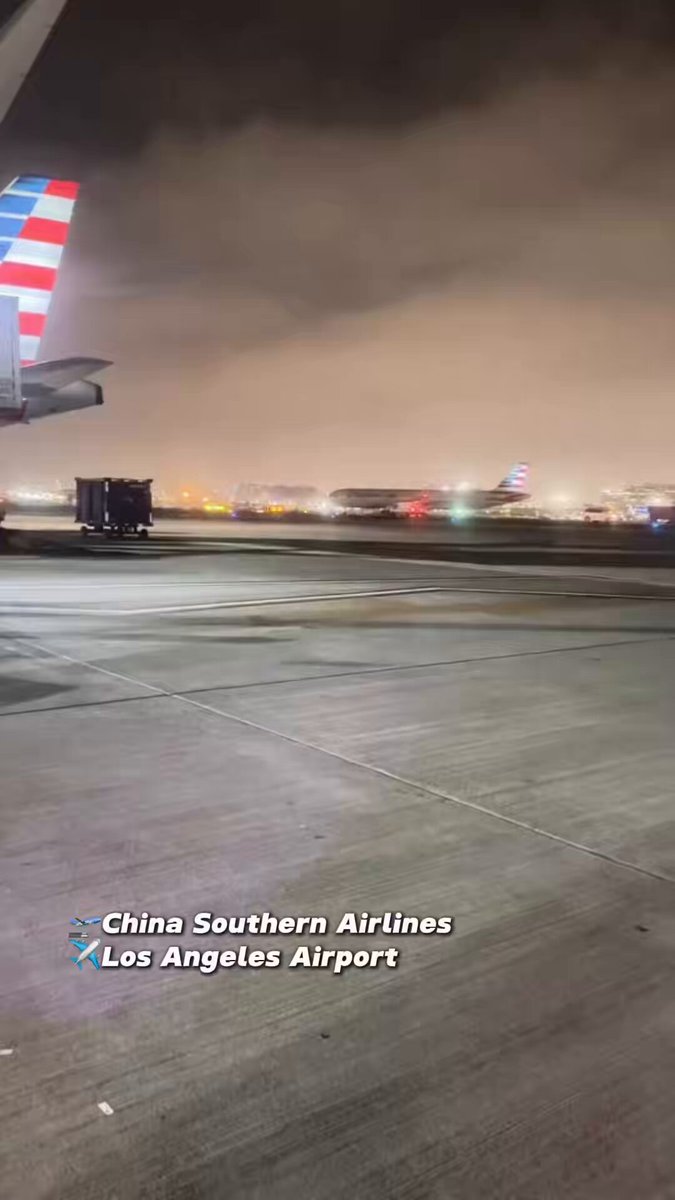 All roads lead to China now. China is opening up widely. Chinese airlines now have international passenger routes reaching 177 cities in 80 countries across all five continents.