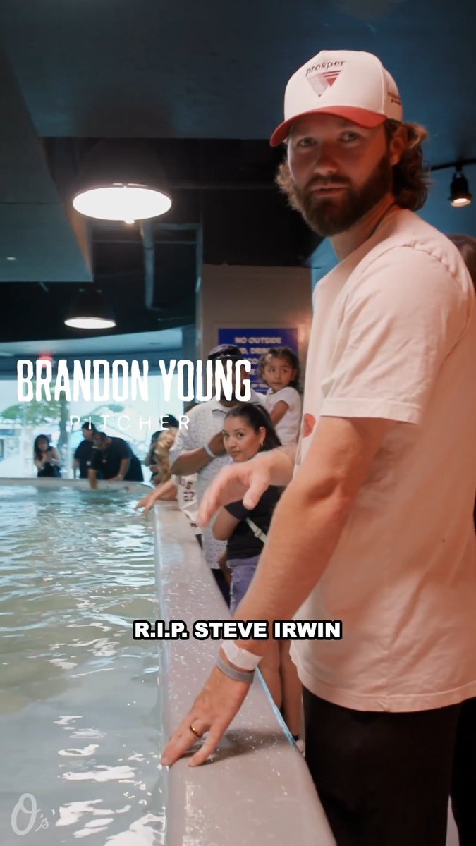 We think Brandon made some new friends at the Aquarium Houston 🐟 Watch the full episode ➡️