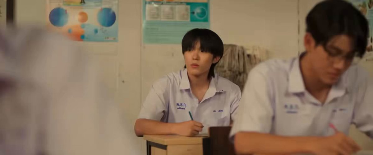 TONSOM 11TH EPISODE #WhenOrangesFallEP11 #KenPaul นี่เข้าใจทั้งออก้าแล้วก็อชินะ 🥺 อชิอยากให้ออก้าตั้งใจอ่านหนังสือ จะได้เข้ามหาลัยที่เดียวกัน อยู่ด้วยกัน แต่สำหรับออก้า บาสก็คือสิ่งที่ออก้าชอบมาตลอดเลยอยากจริงจังกับมัน ที่ติวหนังสือกับอชิก็เพราะรู้ว่าอชิหวังดีเลอยากทำให้ คือออก้าอชิรักกันมากมากเลยอะรู้ตัวไหม T_____T นึกถึงสัมปะเก้ดที่บอกว่าน้องพอลกดดันกับบทอชิมาก อยากบอกว่าเก่งมาก ๆ ทั้งคู่เลยแหละ เติบโตขึ้นอีกขั้นแล้วสินะทั้งออก้าอชิทั้งเคนพอล 💪🏻💪🏻