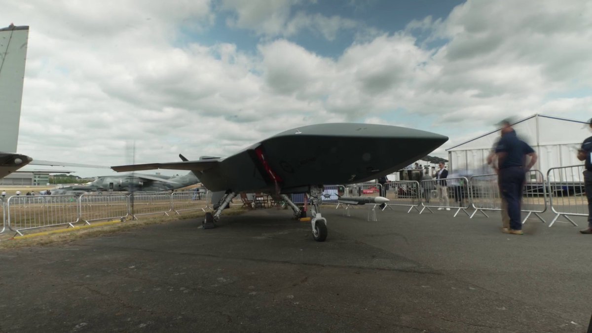 Making its Farnborough Airshow debut! Stepping out of the shadows, get an up-close look at the uncrewed MQ-28A Ghost Bat at #FIA2026 — designed to support crewed aircraft by performing roles such as surveillance, electronic warfare, and boosting overall mission power.