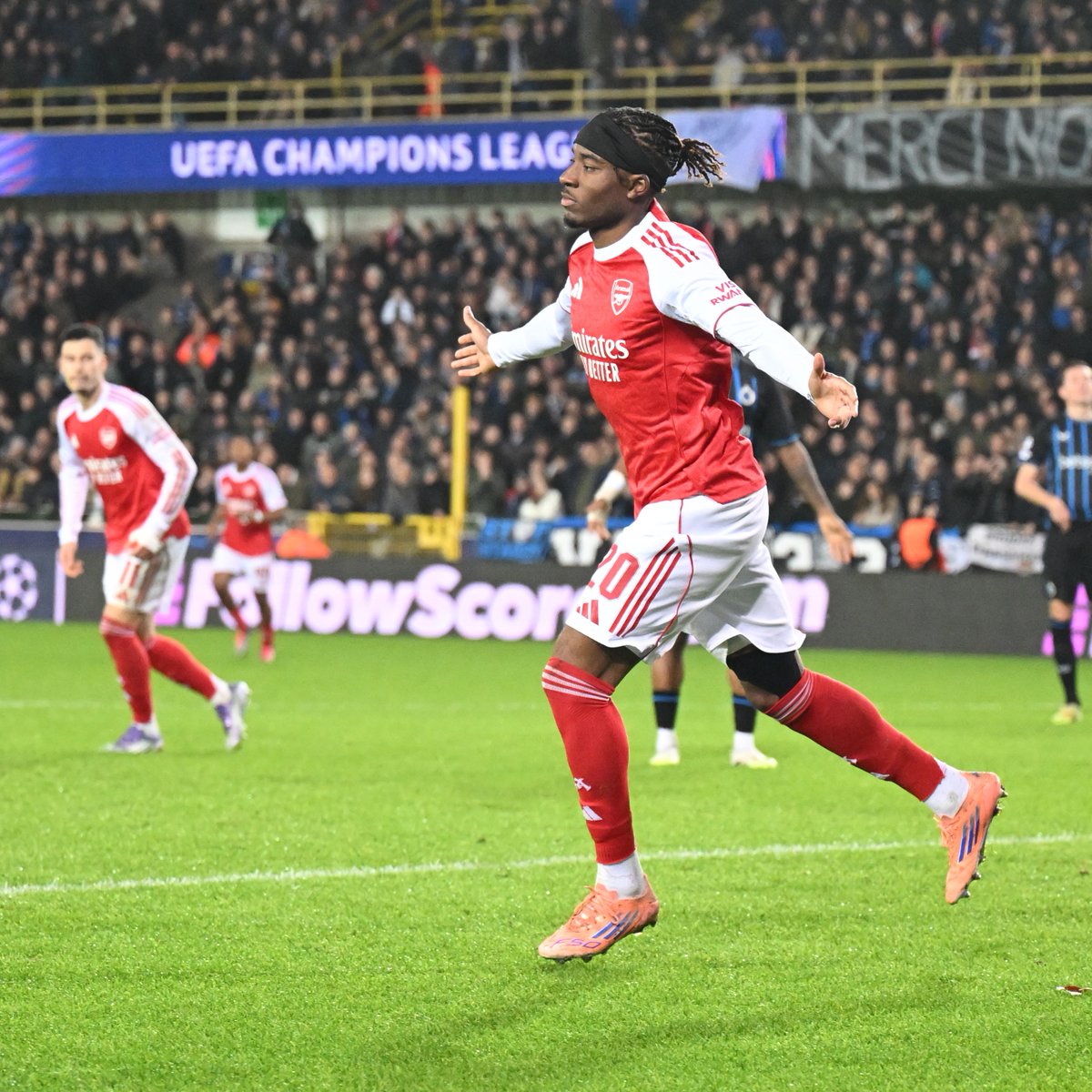 Getting the crowd off their seats 🤩 Enjoy our best long-range goals from over the years 👇