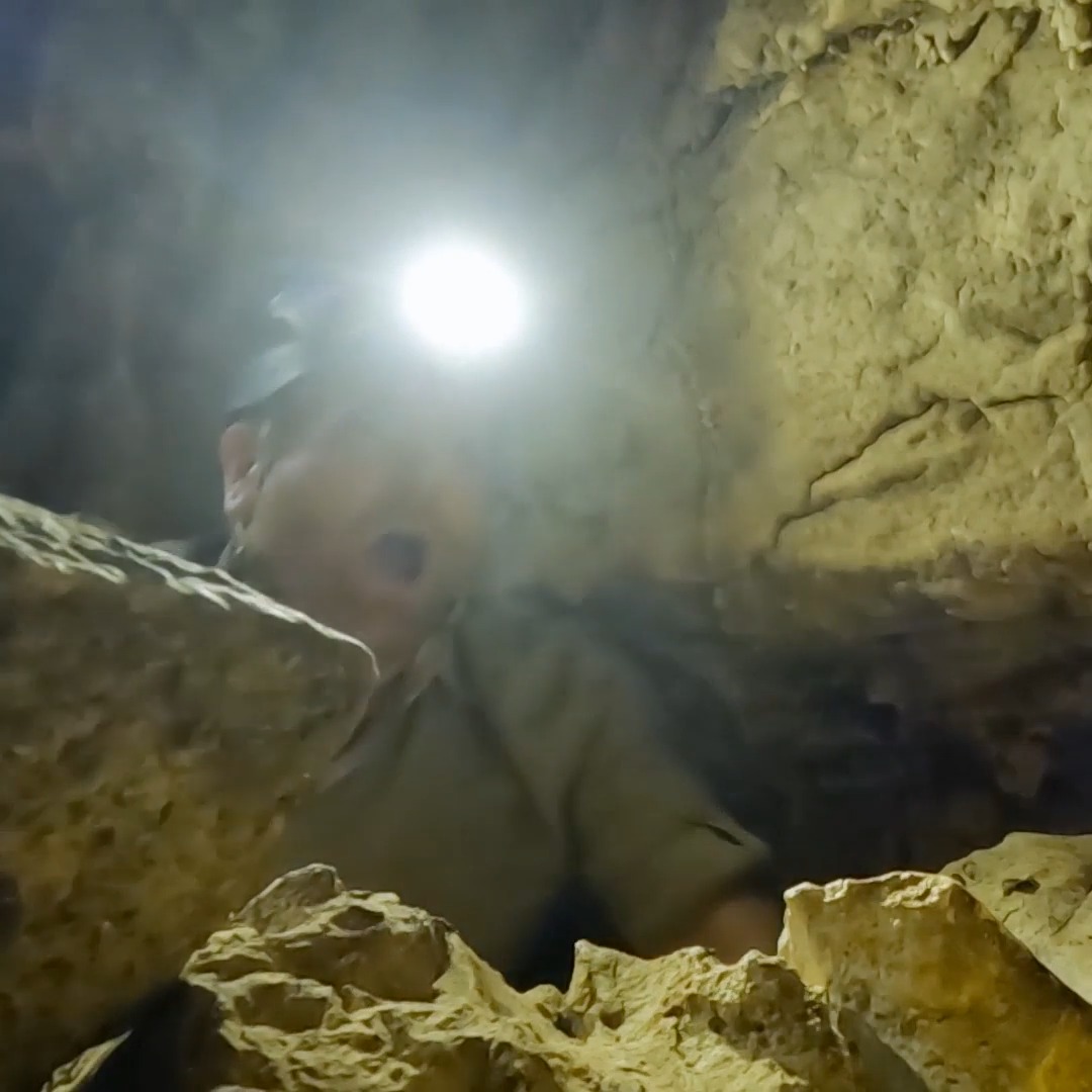 Tucked away for centuries, an ancient vessel could hold a direct link to the Zoque past. 👀 Tune in to #ExpeditionUnknown tonight at 9P on Discovery.
