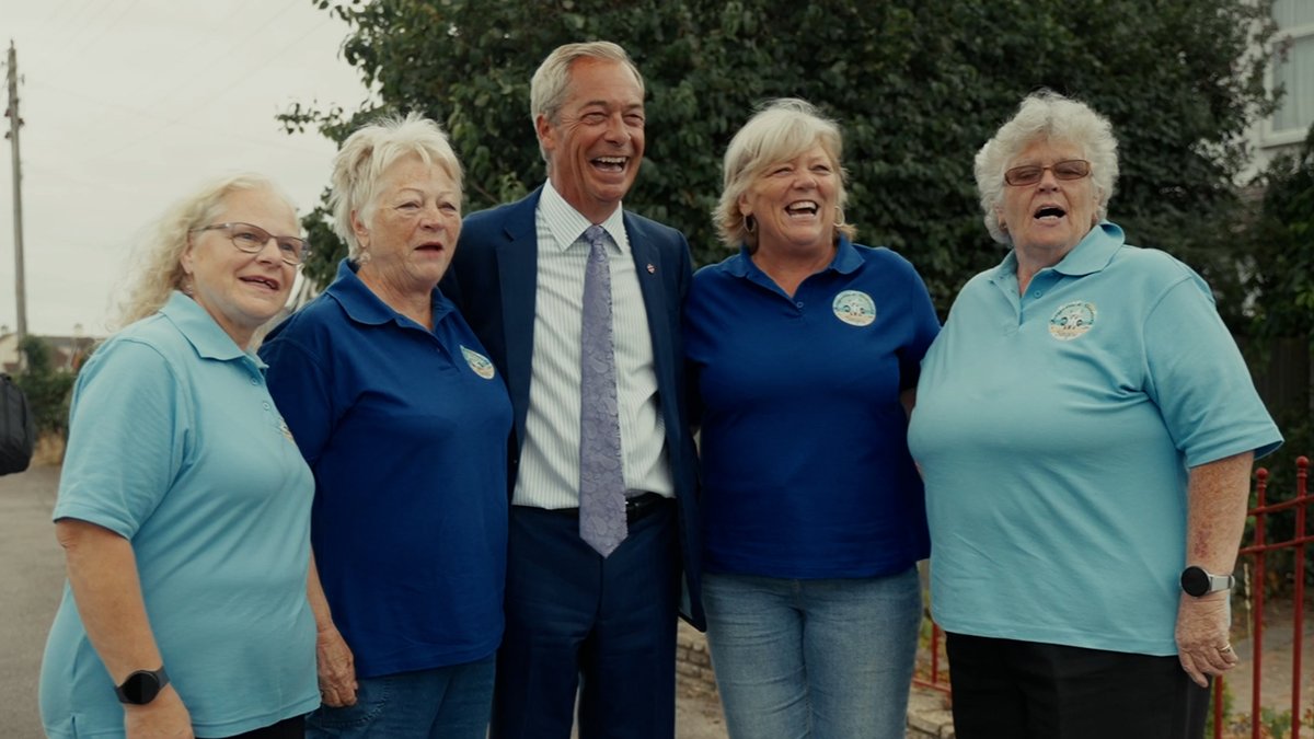 These locals will be voting for Nigel on August 13th. 👏