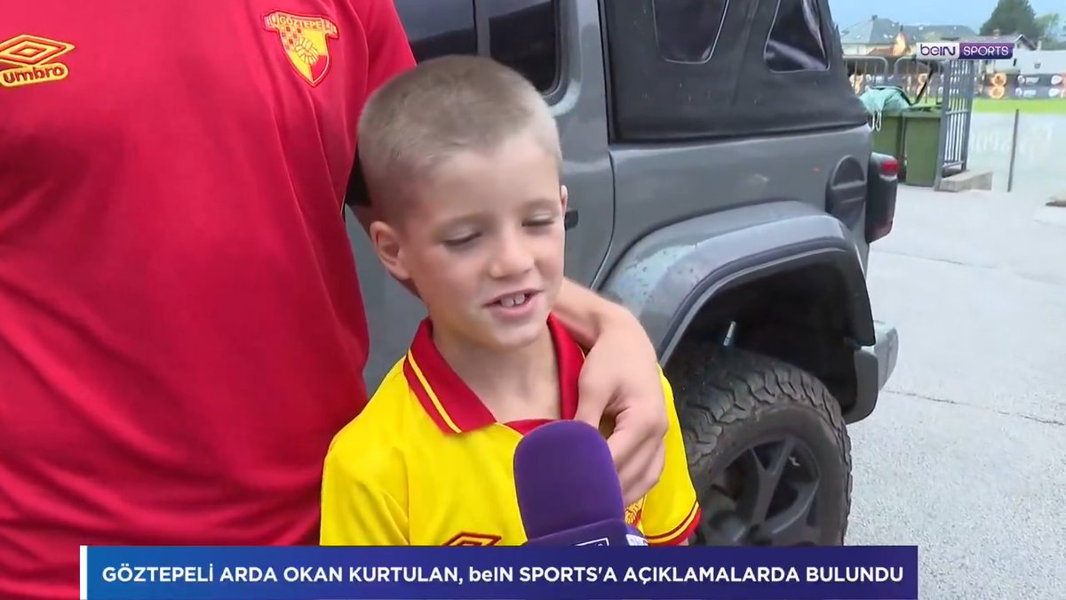 💬 "Okuldaki arkadaşlarım izliyorlarsa selamlamak istiyorum. Göztepe az kalsın Avrupa'ya gidecekti. İnşallah bu sezon Avrupa'ya gider." 🟡🔴 Göztepe'nin başarılı futbolcusu Arda Okan Kurtulan ve Göztepe Sportif Direktörü Ivan Mance'nin oğlu Toma Mance'nin açıklamaları.