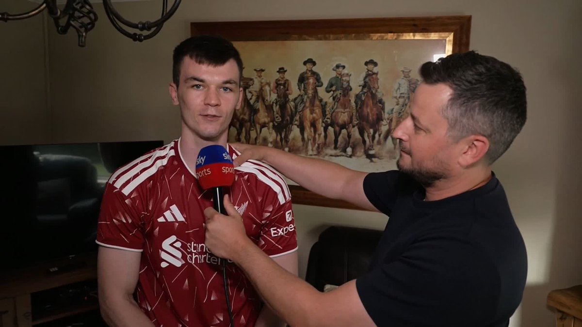 "He's got soft wins" 😂 Aaron McKenna calls out Terence Crawford to a game of darts 🎯 #ZuffaBoxing10