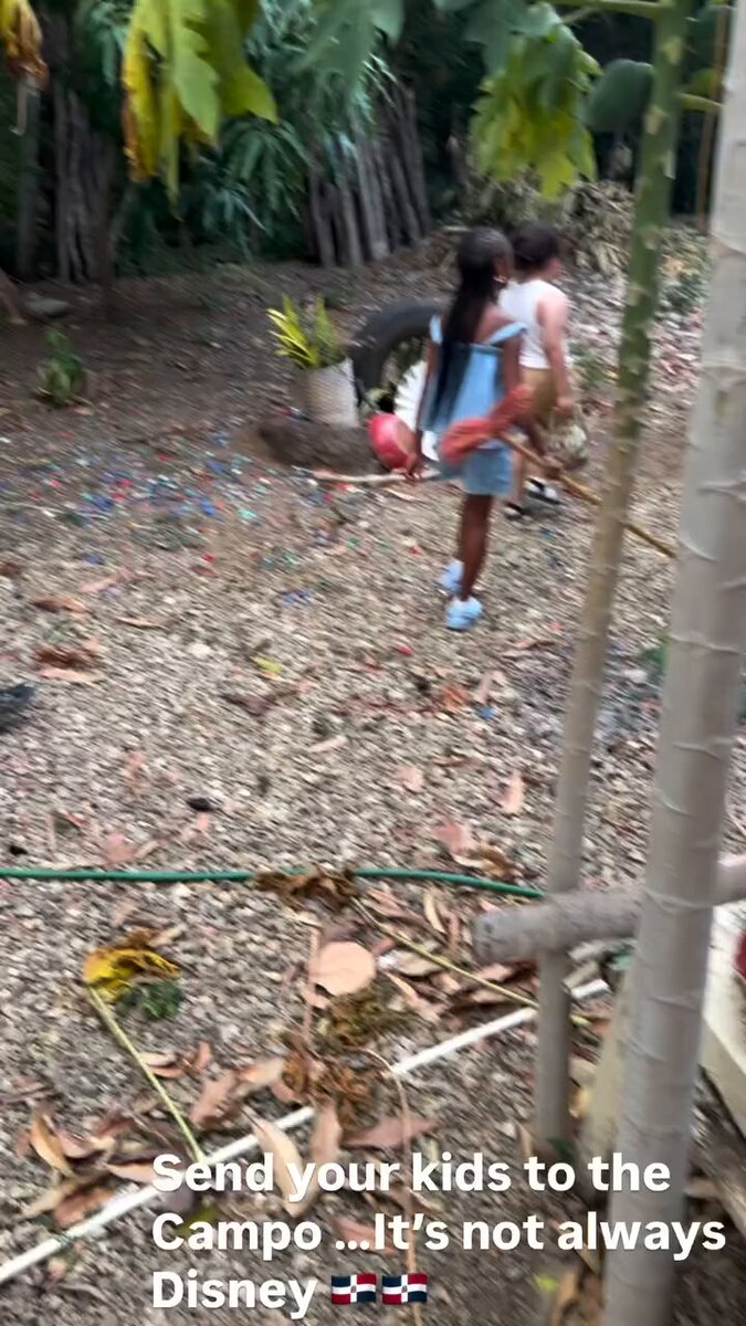 Cardi B’s kids Kulture and Wave on their yearly summer trip to the Dominican Republic. 🇩🇴 ❤️