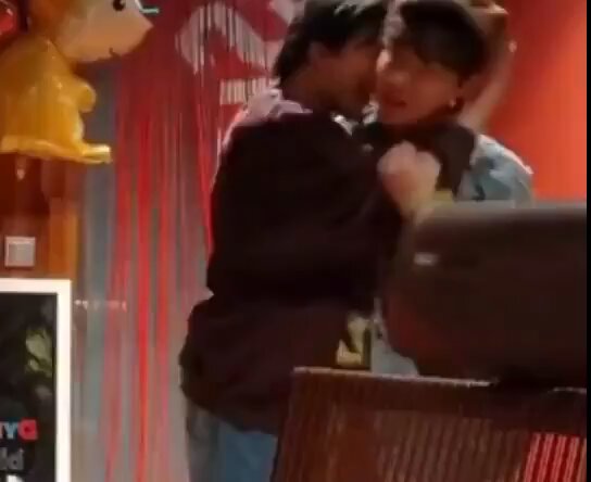 so basically everything jihope had going on in this live (and afterwards on weverse):