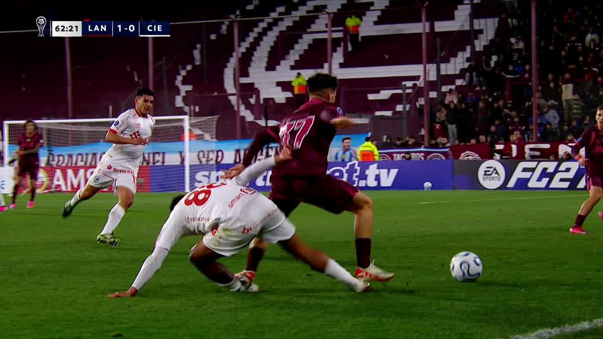 ¿ESTUVO BIEN EXPULSADO? Besozzi vio la roja en el segundo tiempo del triunfo 2-0 de Lanús a Cienciano por la ida del Repechaje de la CONMEBOL #Sudamericana.