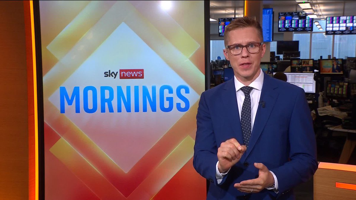 BREAKING: PM Andy Burnham has announced he will cut business rates by 20% for pubs, clubs and live music venues from next April. The government says the move will save the typical pub £1,100 next year from their tax bill. 📺 Sky 501 and YouTube