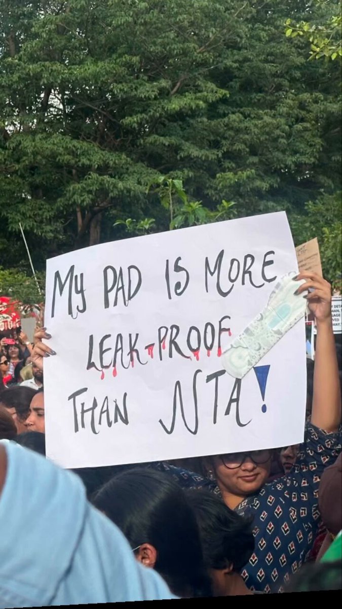 The creativity! Seen at the protests in Bengaluru👇🫡❤️