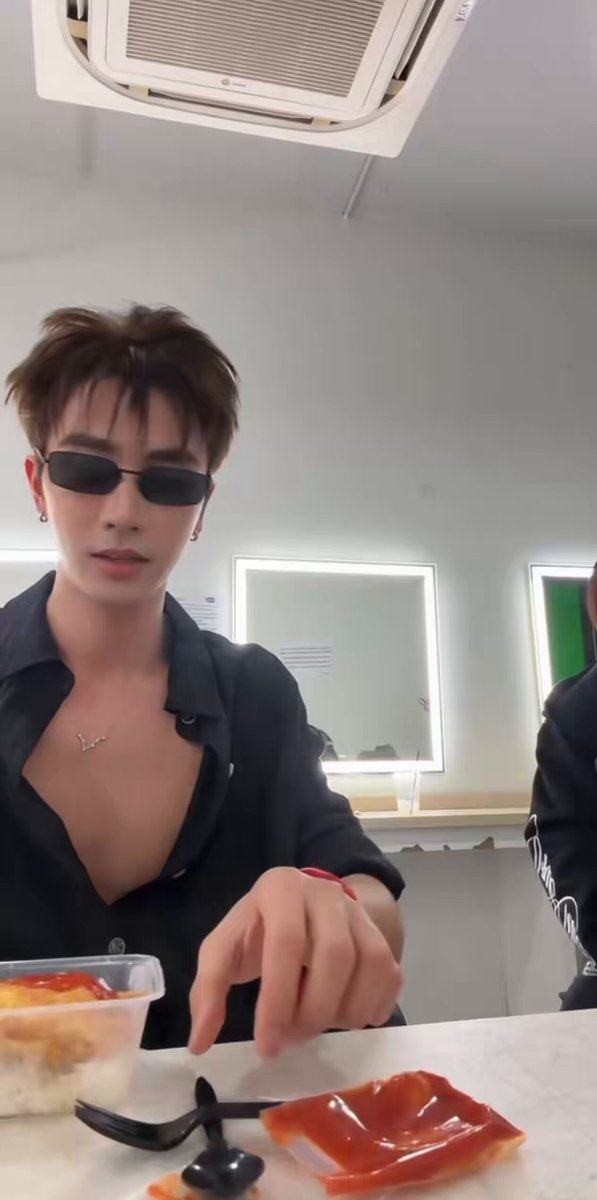 FULL | TIK TOK LIVE : PERTHPPE ✦ #PerthTanapon ⸝⸝ #Santapp ⋆ ࣪. 𐔌 #PerthSanta #เพิร์ธแซนต้า ౨ৎˊ˗