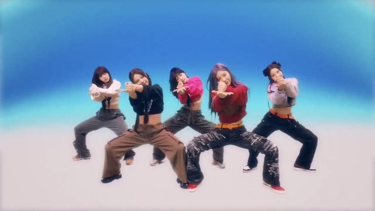 flashback to when they had kpoptwt in a chokehold for like a week