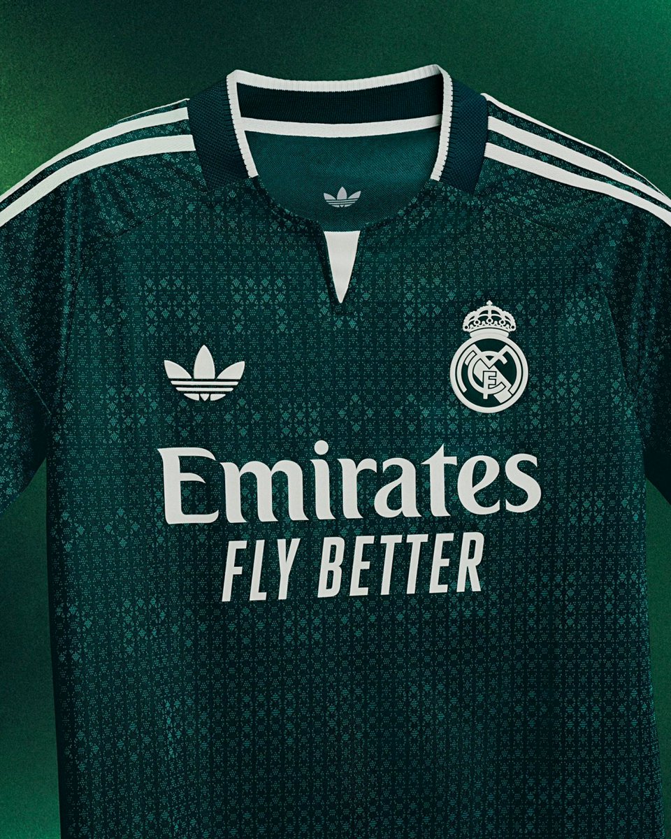 A nova camisola alternativa do Real Madrid é um banger.