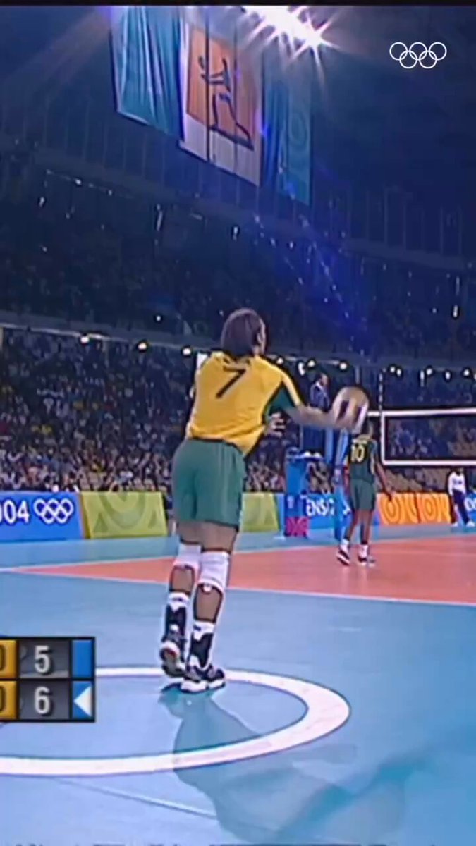Giba neles 🇧🇷 Saudades de quando a seleção masculina de vôlei tinha testosterona.