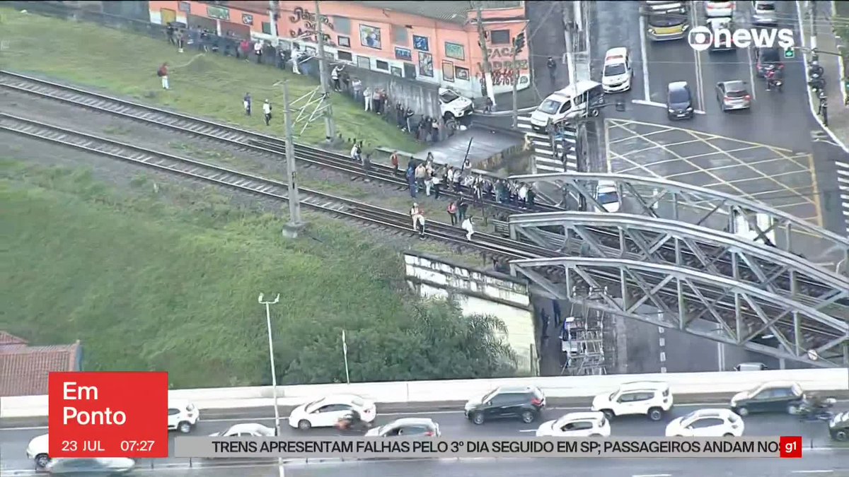 Falha energética afeta transporte ferroviário de São Paulo. ➡️ Assista à #GloboNews: #globonewsemponto #SãoPaulo #transportepúblico #transporteferroviário