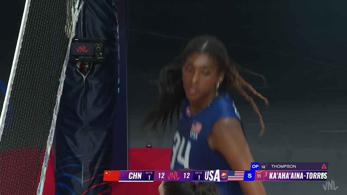 Ka'aha'aina-Torres ๐บ๐ธ just entered the court ๐
๐บ LIVE NOW on VBTV: ๐ #BePartOfTheGame #Volleyball #VNLFinals #VNL2026