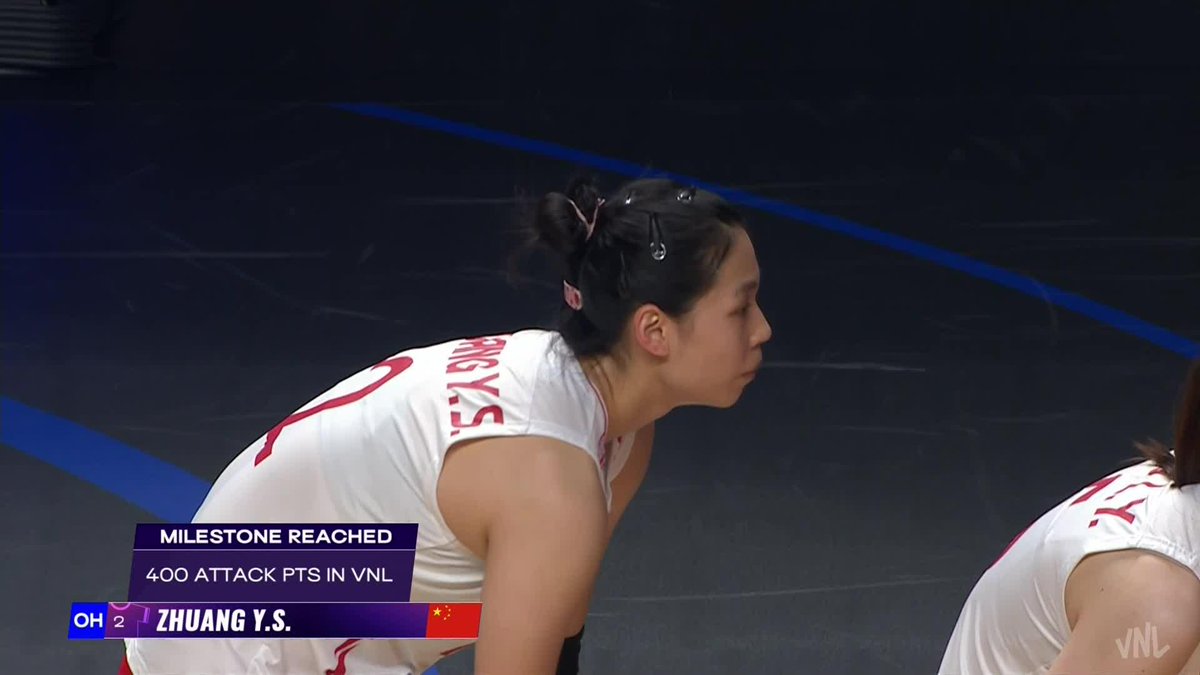 #VNL2026: 400 VNL ATTACK POINTS FOR ZHUANG YUSHAN 🔥 China 🇨🇳 are now one set away from knocking out 😱 top seeds USA 🇺🇸 and reaching the semifinals. 👀 📺 LIVE NOW on VBTV: 🏐 #BePartOfTheGame #Volleyball #VNLFinals