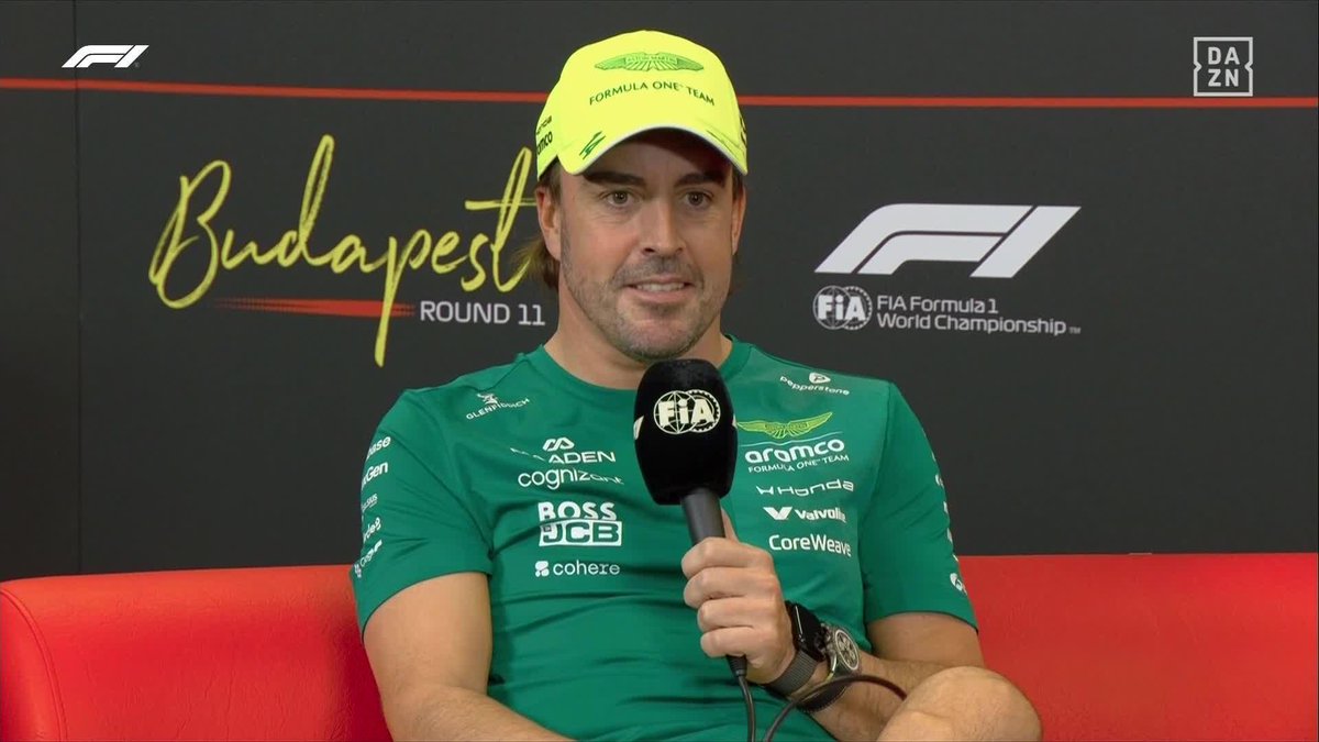 Fernando Alonso saca pecho por los éxitos del fútbol español y se queda con la imagen de TODA ESPAÑA unida 😍👏🇪🇸 "Es genial ver a todos celebrando en Madrid, Barcelona... orgullosos de nuestra bandera porque el fútbol une" #BoxBox
