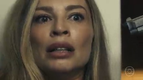 lembrei de quando a Grazi fez uma participação especial em Travessia e serviu essa atuação magnífica em apenas 50 segundos, a mulher é muito artista