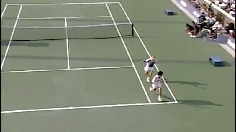 Take back to 1997 at the US Open when Tim Henman bottled it when he really thought Thomas Muster was after him! 🐓😂