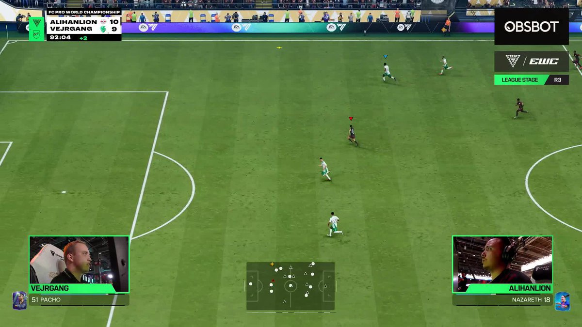 No handshake 🤝❌ Alihan Hadzhi is refused a handshake after beating former teammate Vejrgang 👀 #FCPro