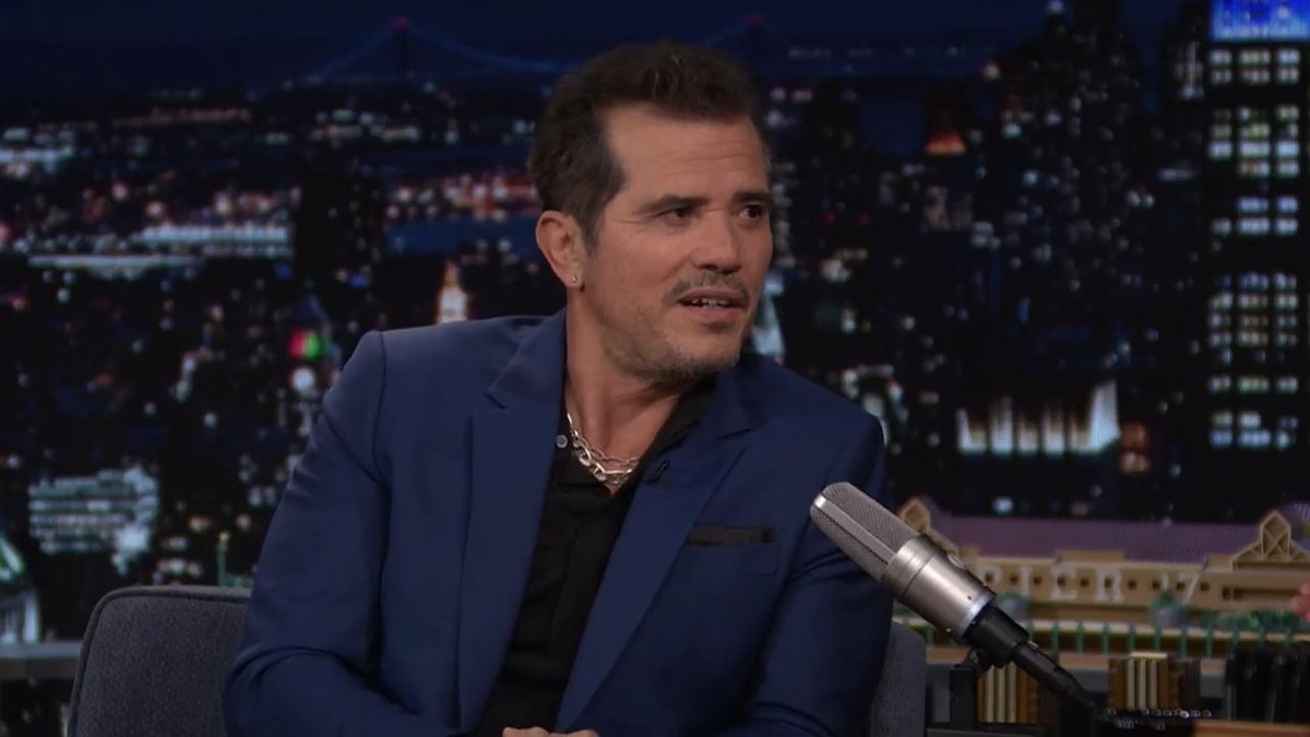 Longtime NEW YORK KNICKS superfan John Leguizamo compares their 2026 NBA championship win to religion 🤣 #FallonTonight