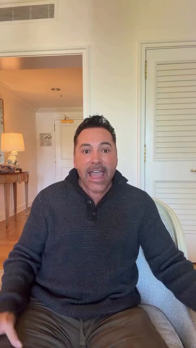 👀 Oscar De La Hoya: "The Ring Belt has lost all its credibility — it's now a joke. Ring Magazine rules state that if you fail to schedule a fight in 2 years against a Top 5 contender, you will be stripped. That means Jai Opetaia should have been stripped in May because he chose to fight a cab driver in Zuffa's basement. Even the IBF stripped Jai Opetaia of their belt because they don't recognize the Zuffa unicorn belt. Poor Jai Opetaia, I feel so bad for him because Zuffa has him suing the IBF on their behalf. He's literally fighting the legal fight for Zuffa. Truly disgusting."