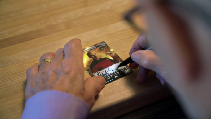 "Things are only impossible until they are not," - Captain Jean-Luc Picard May these wise words inspire you as you seek out this unique #MTGxStarTrek Headliner!