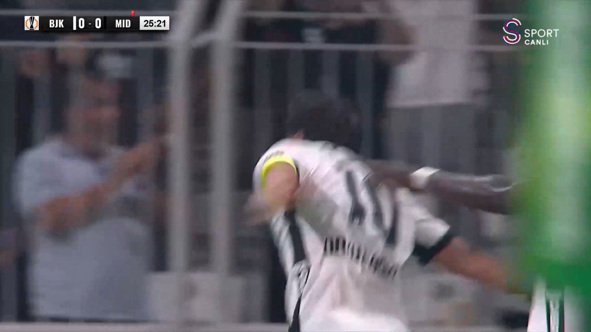 Kaptan, ayak içiyle mükemmel. 💫 BJK 🆚 FCM | 1-0