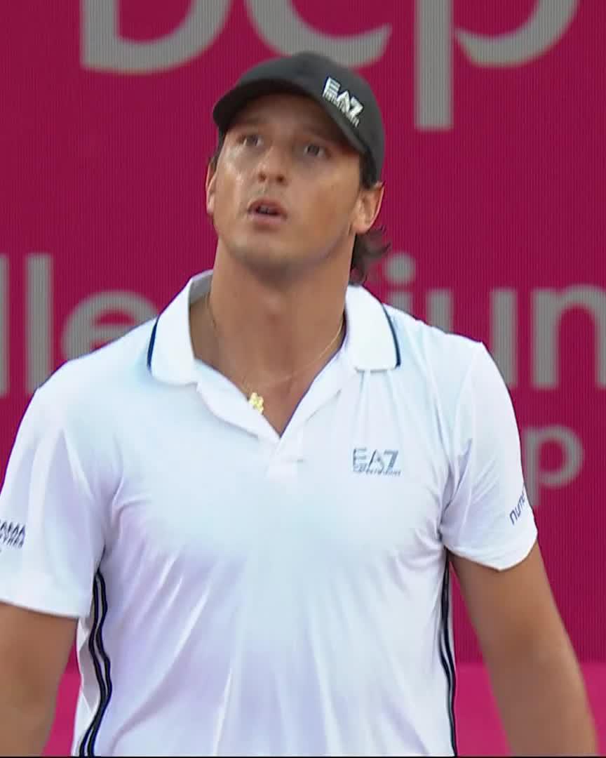 Darderi DOMINANCE 😤 The second seed eases past Martinez 6-0 6-1 to advance in Estoril! #EstorilOpen