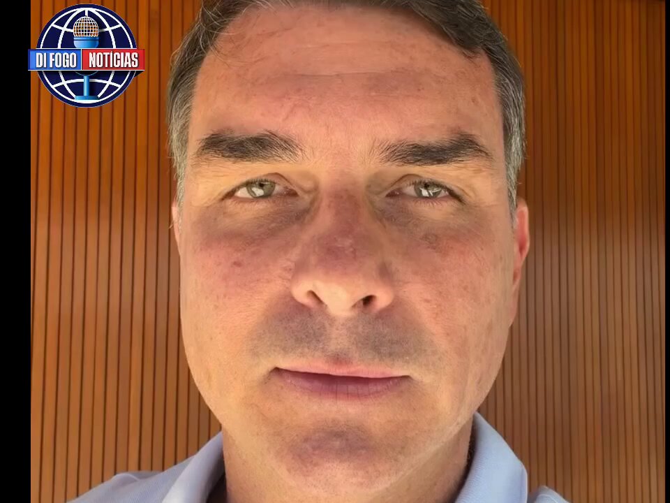 🇧🇷 FLÁVIO BOLSONARO DÁ UM RECADO MARCANTE A TODA A NAÇÃO E MOSTRA POR QUE SERÁ O FUTURO PRESIDENTE!