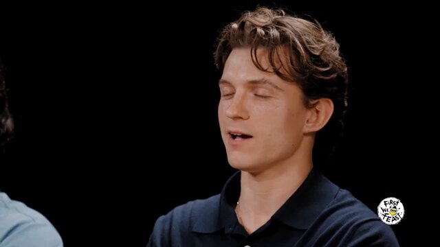 tom holland doing jon bernthal's impression in front of him is the funniest shit ever 😭