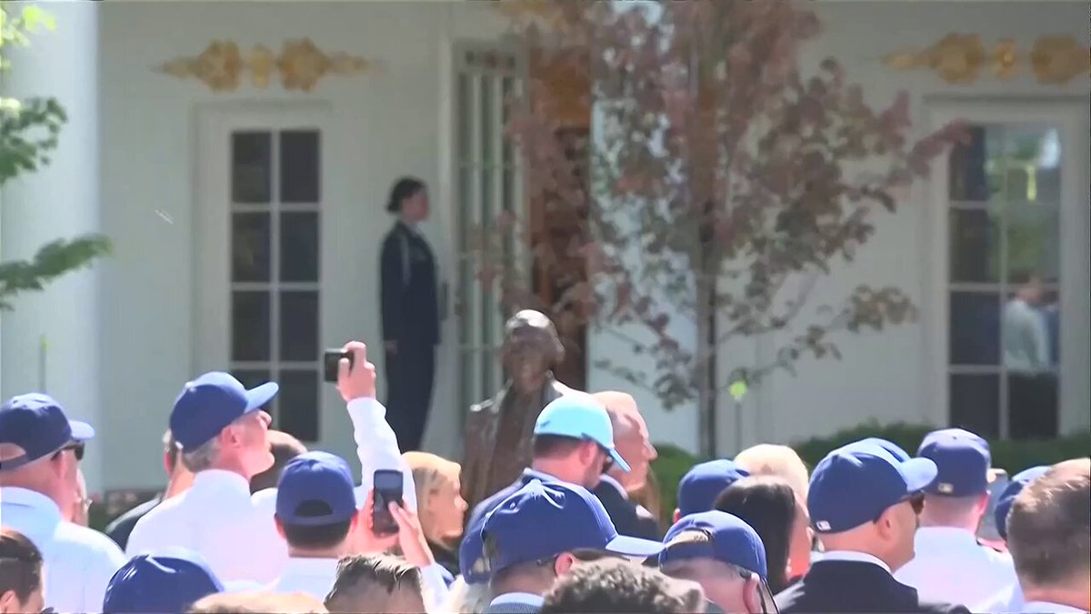 The Los Angeles Dodgers' Dave Roberts and Mike Walter are with Trump. Shohei is in attendance too.