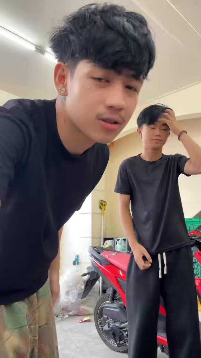 Pa cute muna kami ni Jxlfck